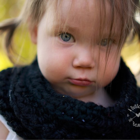 Chunky Crochet Cowl Scarf, Kids Scarf, Wolly Scarves - Picture 4 of 6